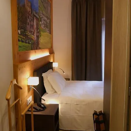 Dada Mountain 3*